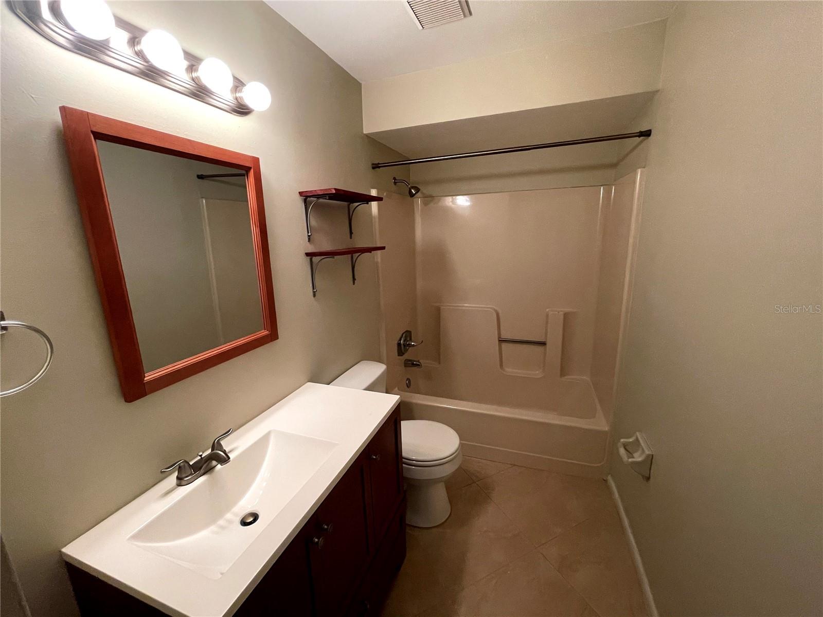 412 W IDLEWILD AVE, TAMPA, FL, 33604
