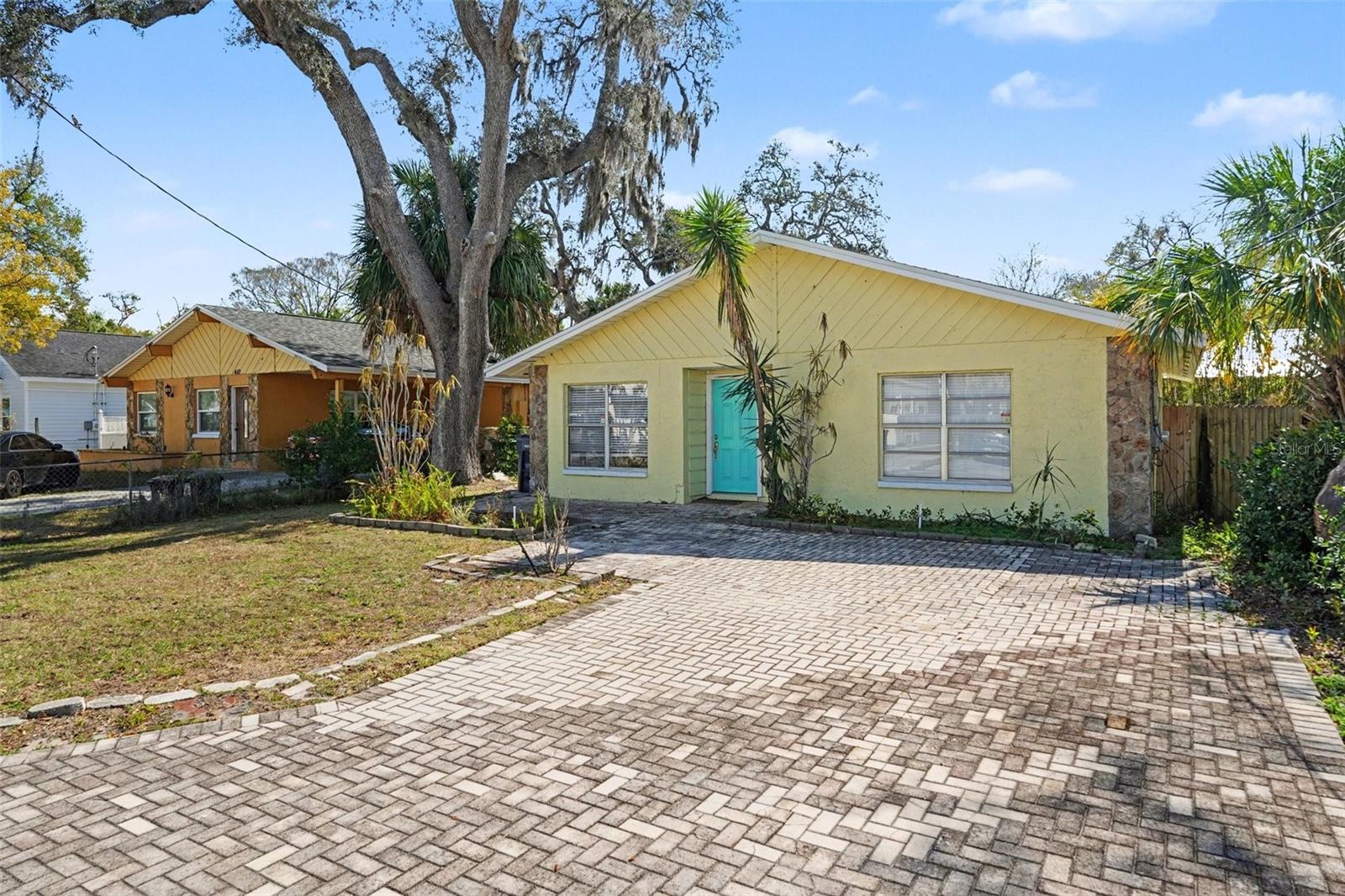 412 W IDLEWILD AVE, TAMPA, FL, 33604