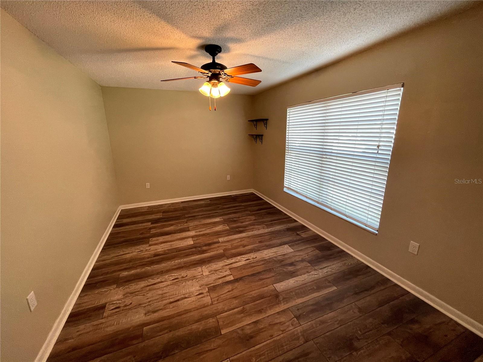 412 W IDLEWILD AVE, TAMPA, FL, 33604