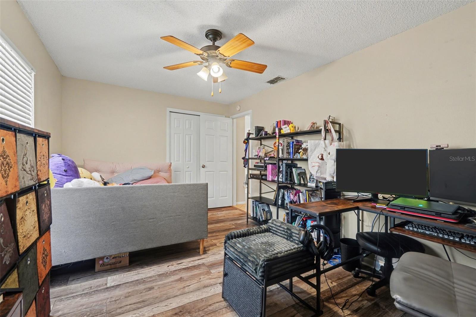 412 W IDLEWILD AVE, TAMPA, FL, 33604