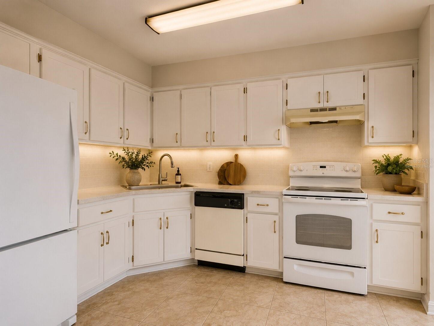 806 ILLINOIS AVE, ST CLOUD, FL, 34771