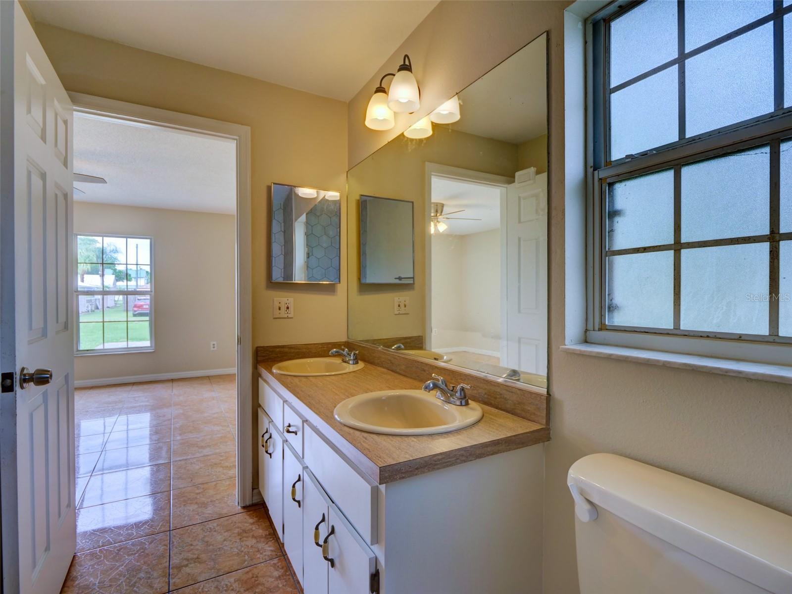 806 ILLINOIS AVE, ST CLOUD, FL, 34771