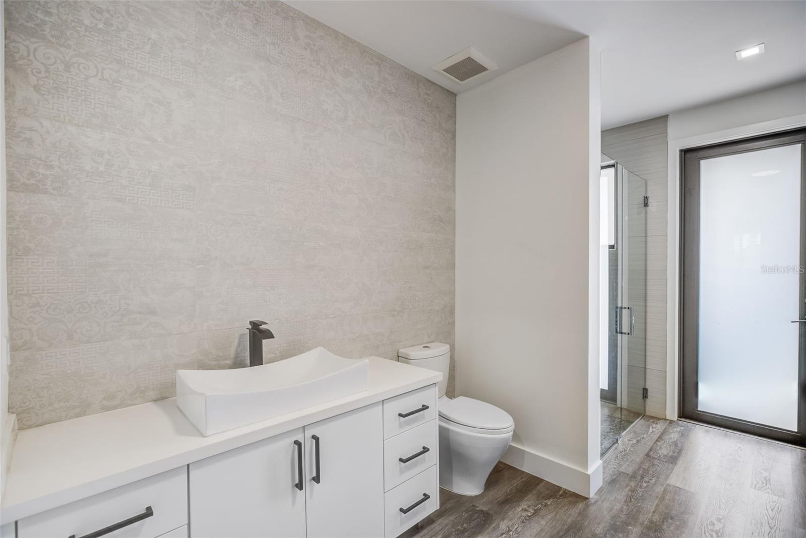 18101 NW 85TH AVE, HIALEAH, FL, 33015