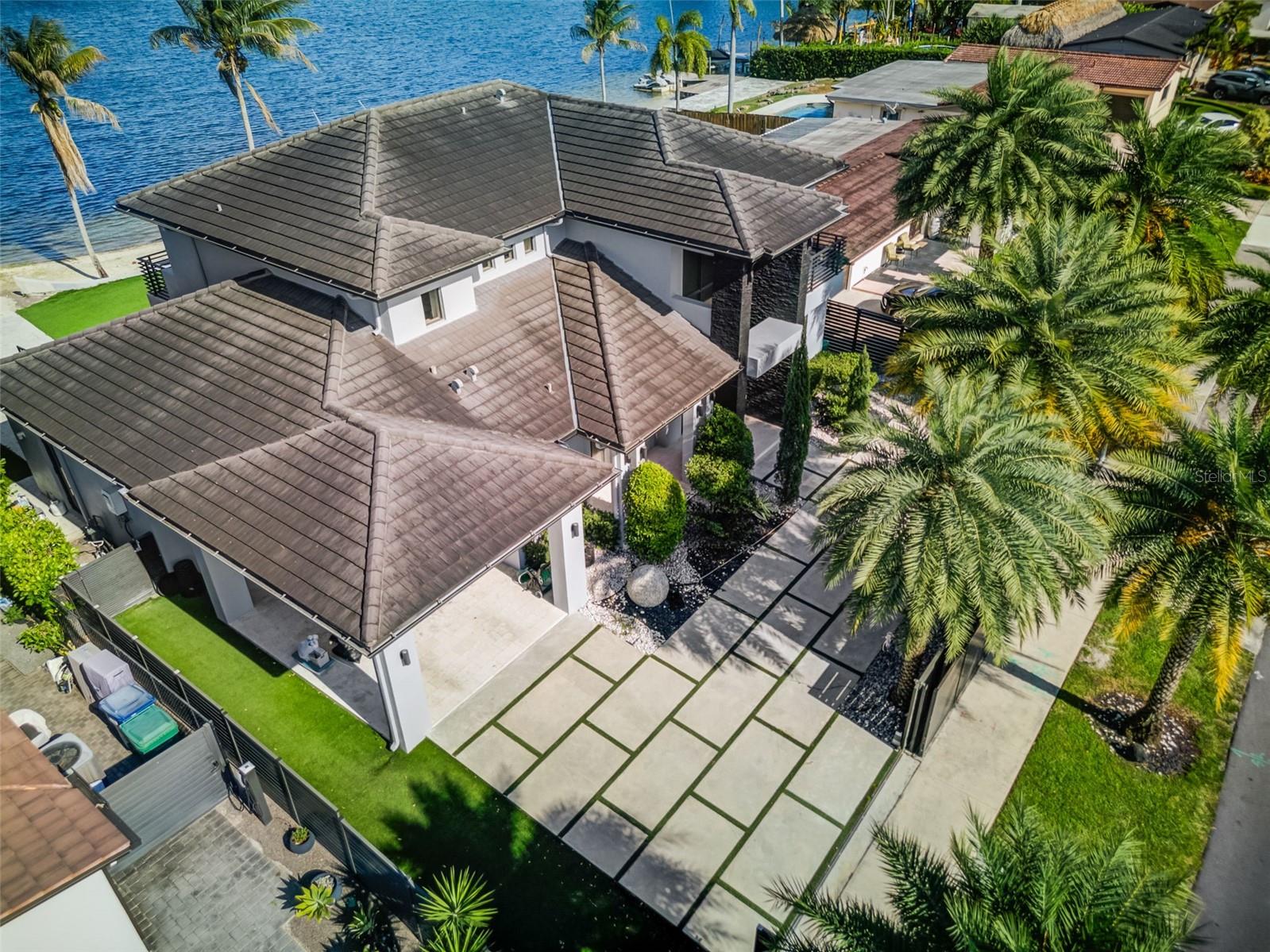 18101 NW 85TH AVE, HIALEAH, FL, 33015