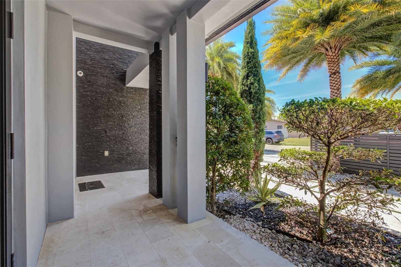 18101 NW 85TH AVE, HIALEAH, FL, 33015