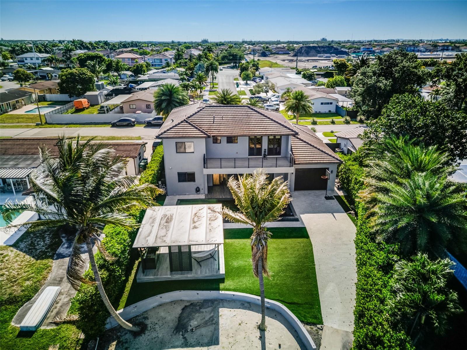18101 NW 85TH AVE, HIALEAH, FL, 33015