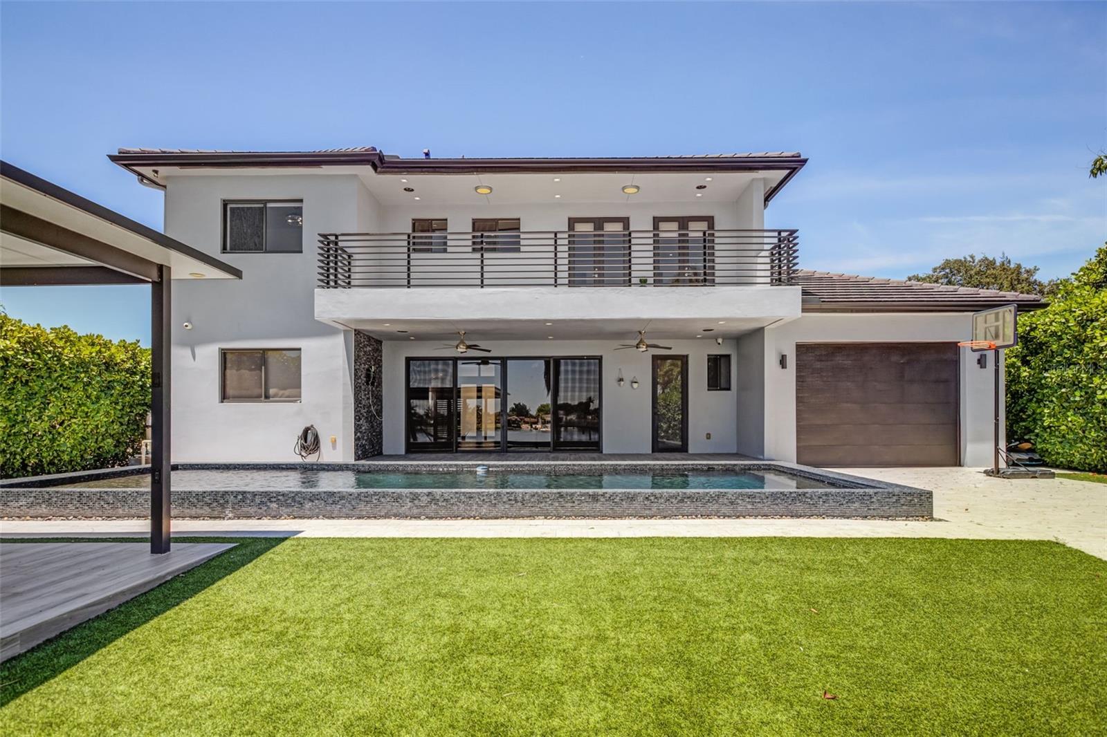 18101 NW 85TH AVE, HIALEAH, FL, 33015