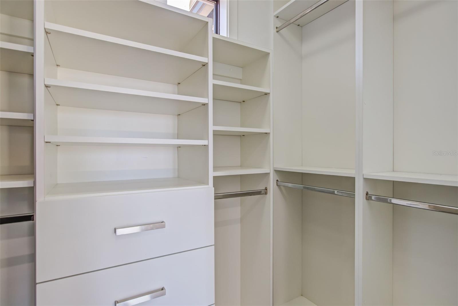 18101 NW 85TH AVE, HIALEAH, FL, 33015