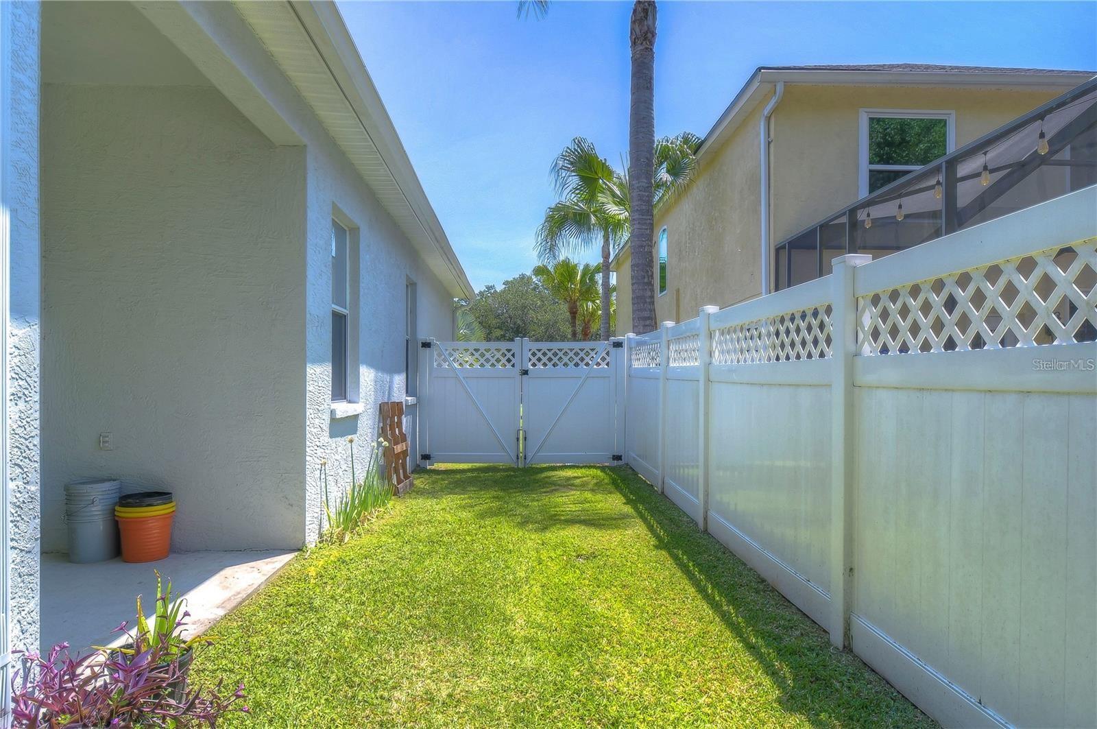 5103 ASHCREST CT, TAMPA, FL, 33647