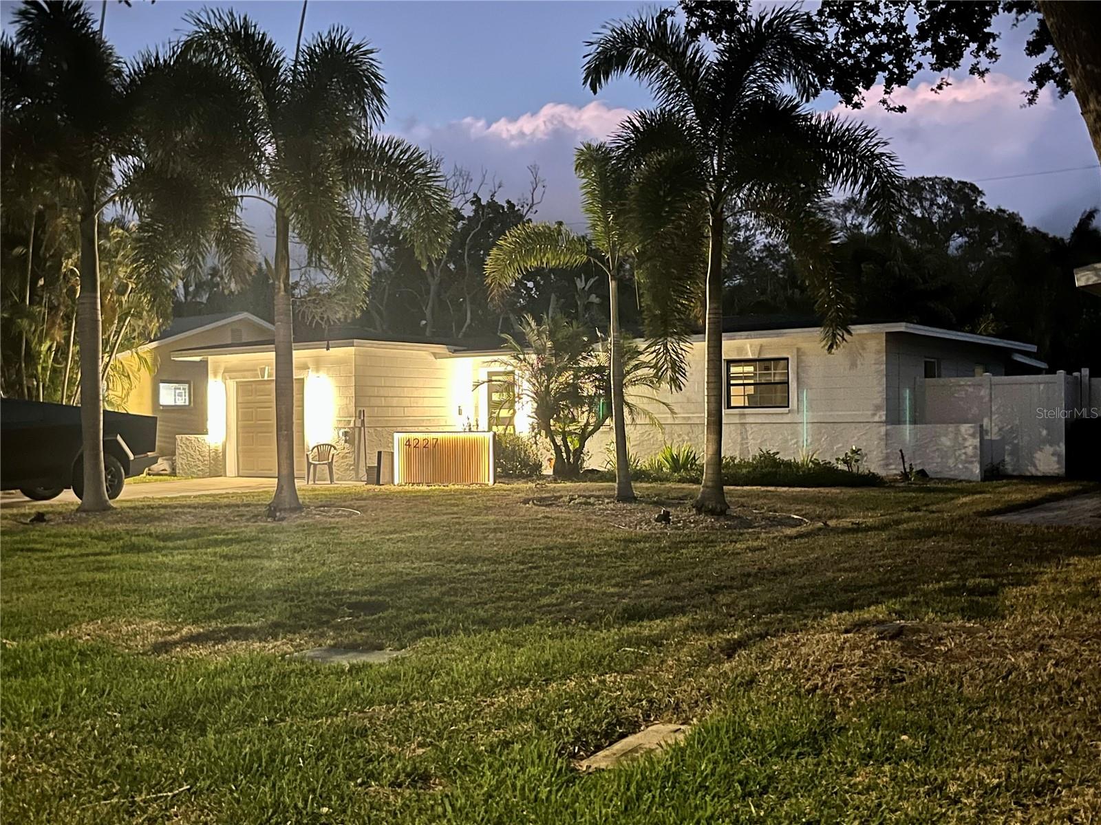 4227 HELENA ST NE, ST PETERSBURG, FL, 33703