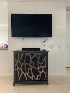 650 PINELLAS POINT DR S #204, ST PETERSBURG, FL, 33705
