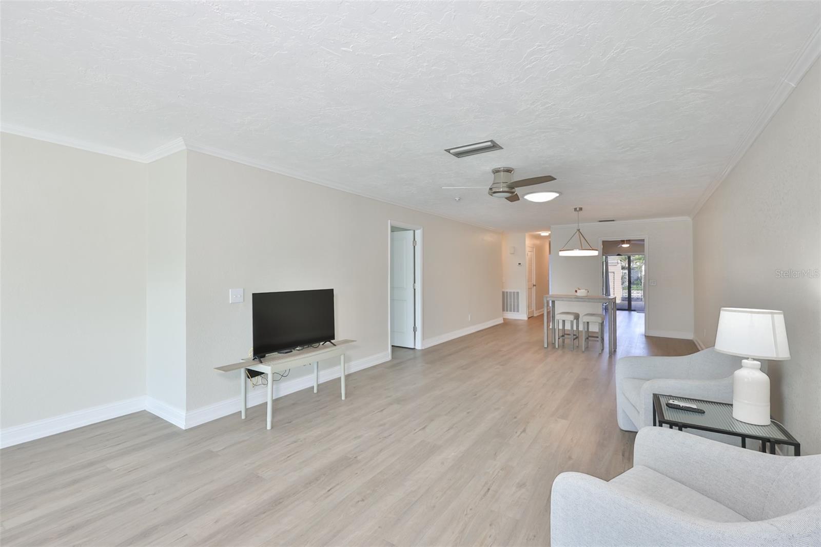 574 BOCA CIEGA POINT BLVD N #2205, ST PETERSBURG, FL, 33708