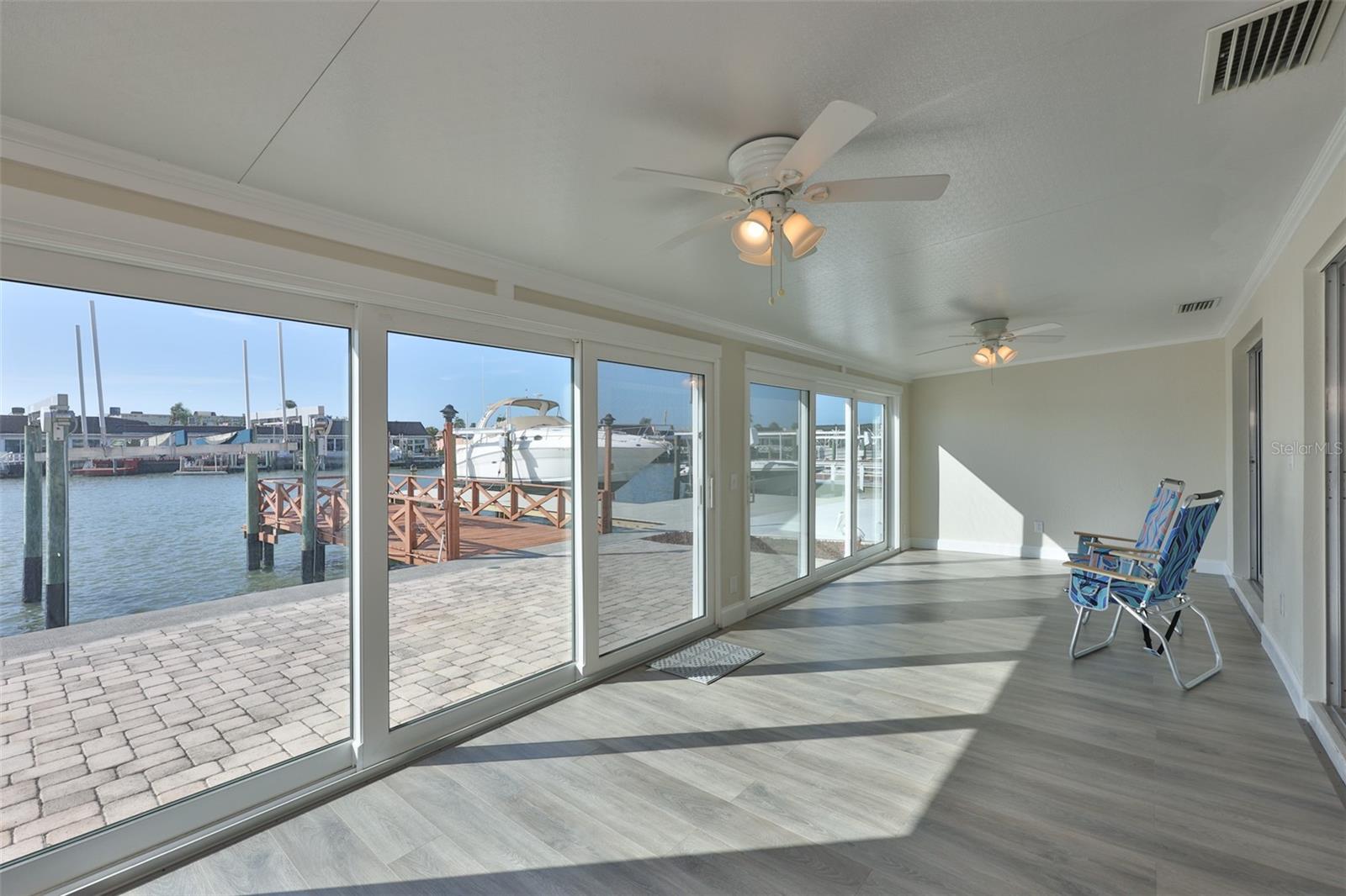 574 BOCA CIEGA POINT BLVD N #2205, ST PETERSBURG, FL, 33708