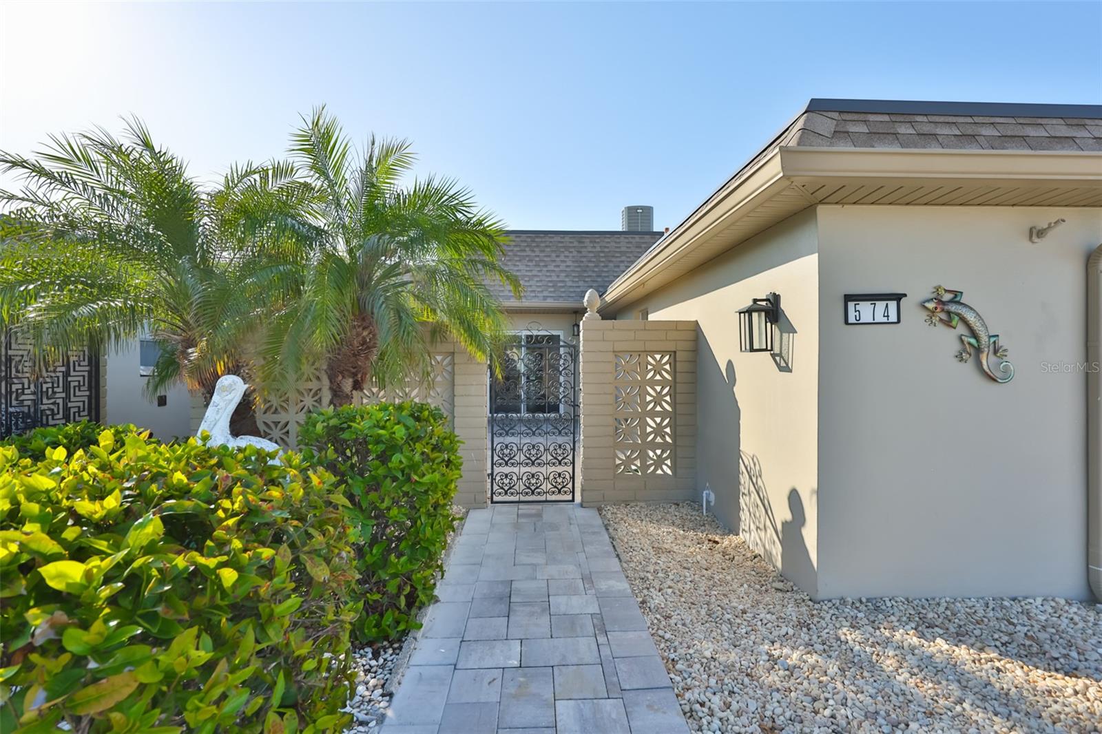 574 BOCA CIEGA POINT BLVD N #2205, ST PETERSBURG, FL, 33708