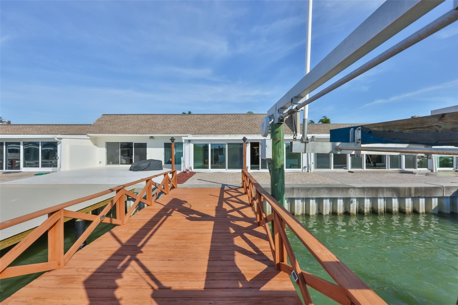 574 BOCA CIEGA POINT BLVD N #2205, ST PETERSBURG, FL, 33708