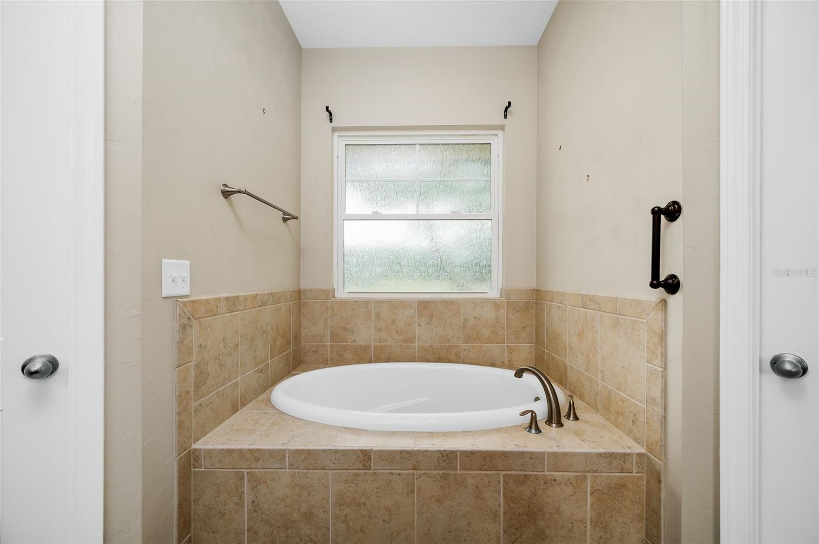 19033 NW 166TH AVE, HIGH SPRINGS, FL, 32643