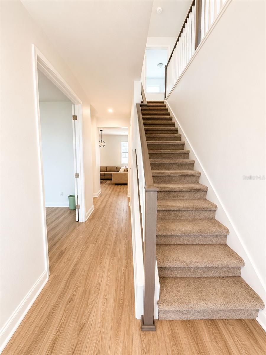 8948 EXPLORATION AVE, ORLANDO, FL, 32832