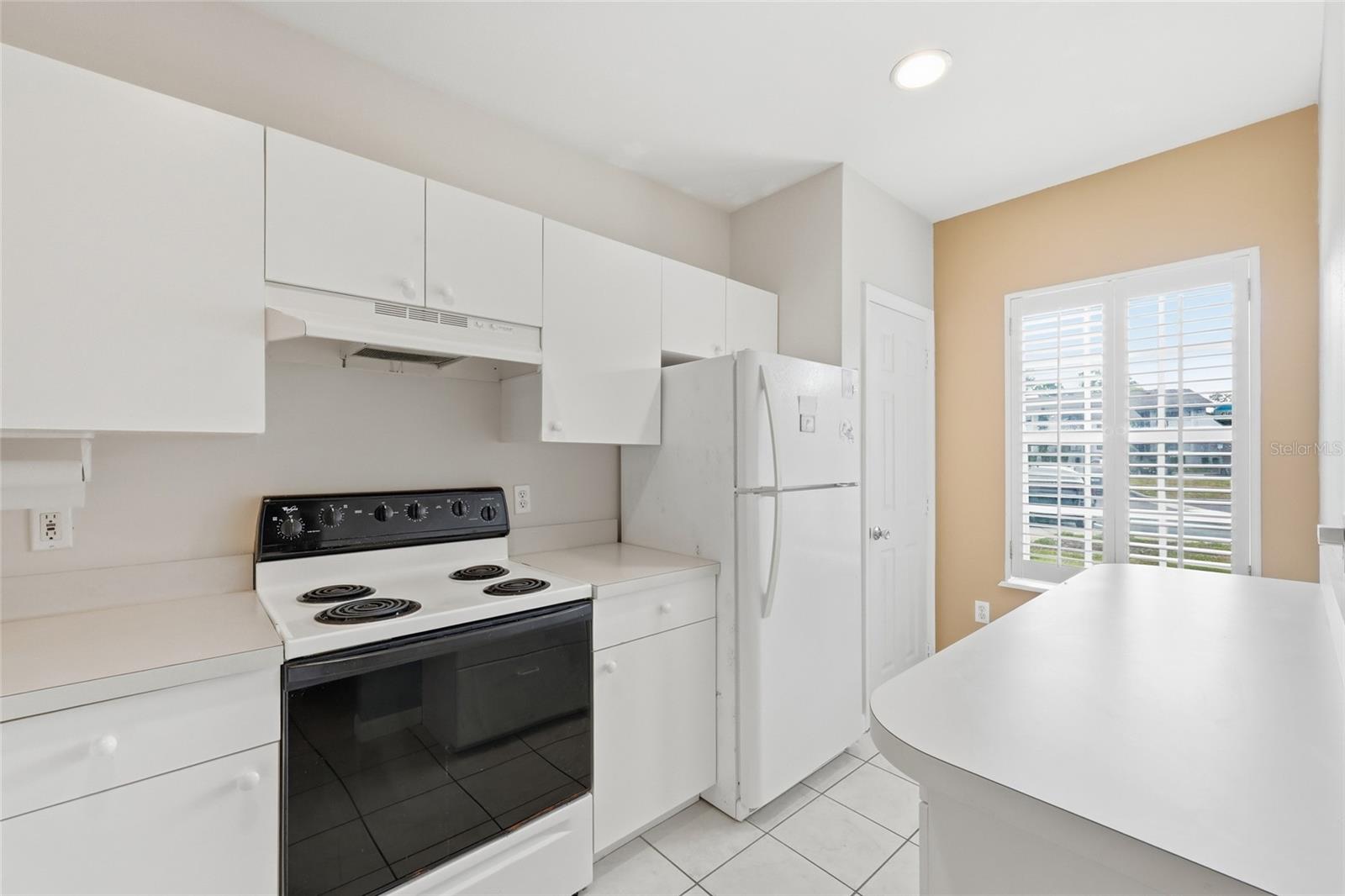 6998 WOODLAKE DR, ORLANDO, FL, 32810