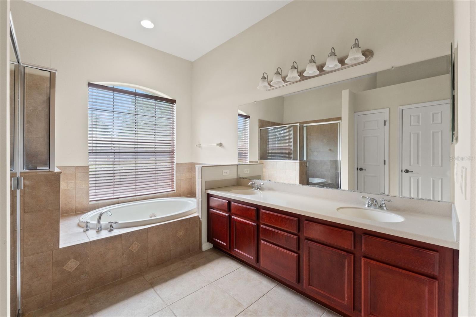 14705 AMBER SWEET LN, WIMAUMA, FL, 33598