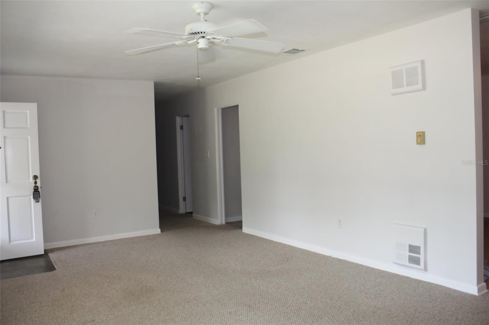 4331 MAGNOLIA AVE, LEESBURG, FL, 34748