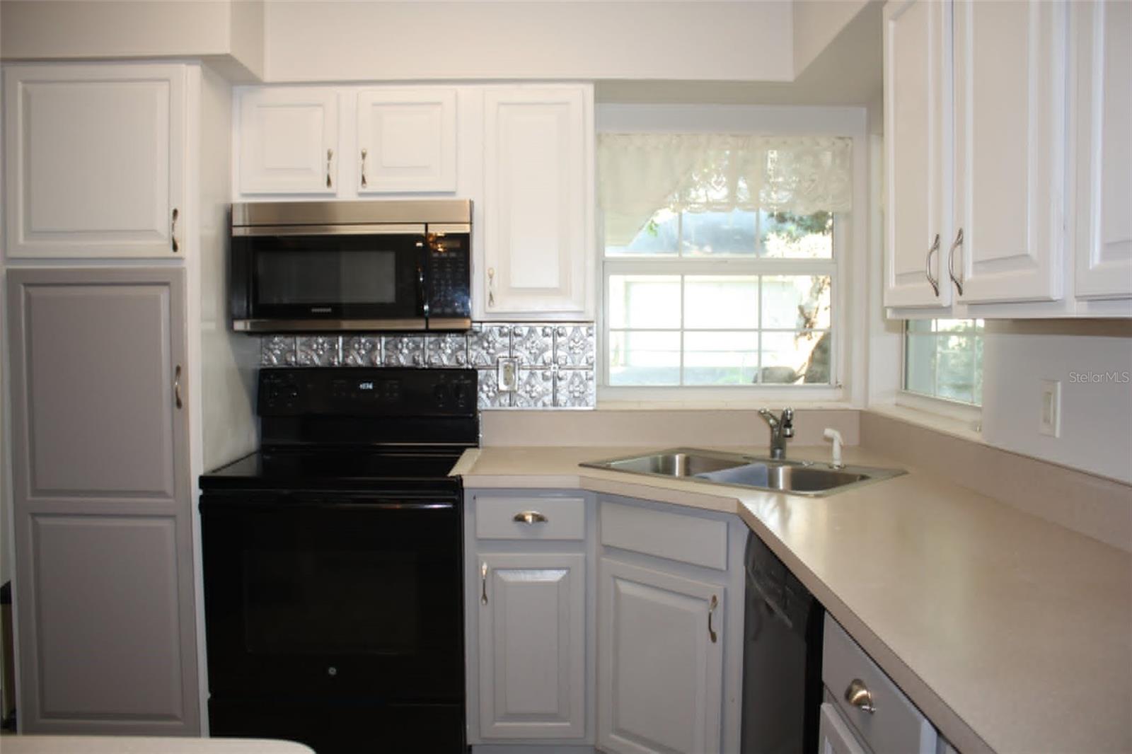 4331 MAGNOLIA AVE, LEESBURG, FL, 34748
