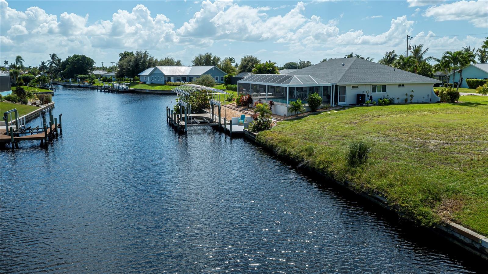 3725 SE 13TH AVE, CAPE CORAL, FL, 33904