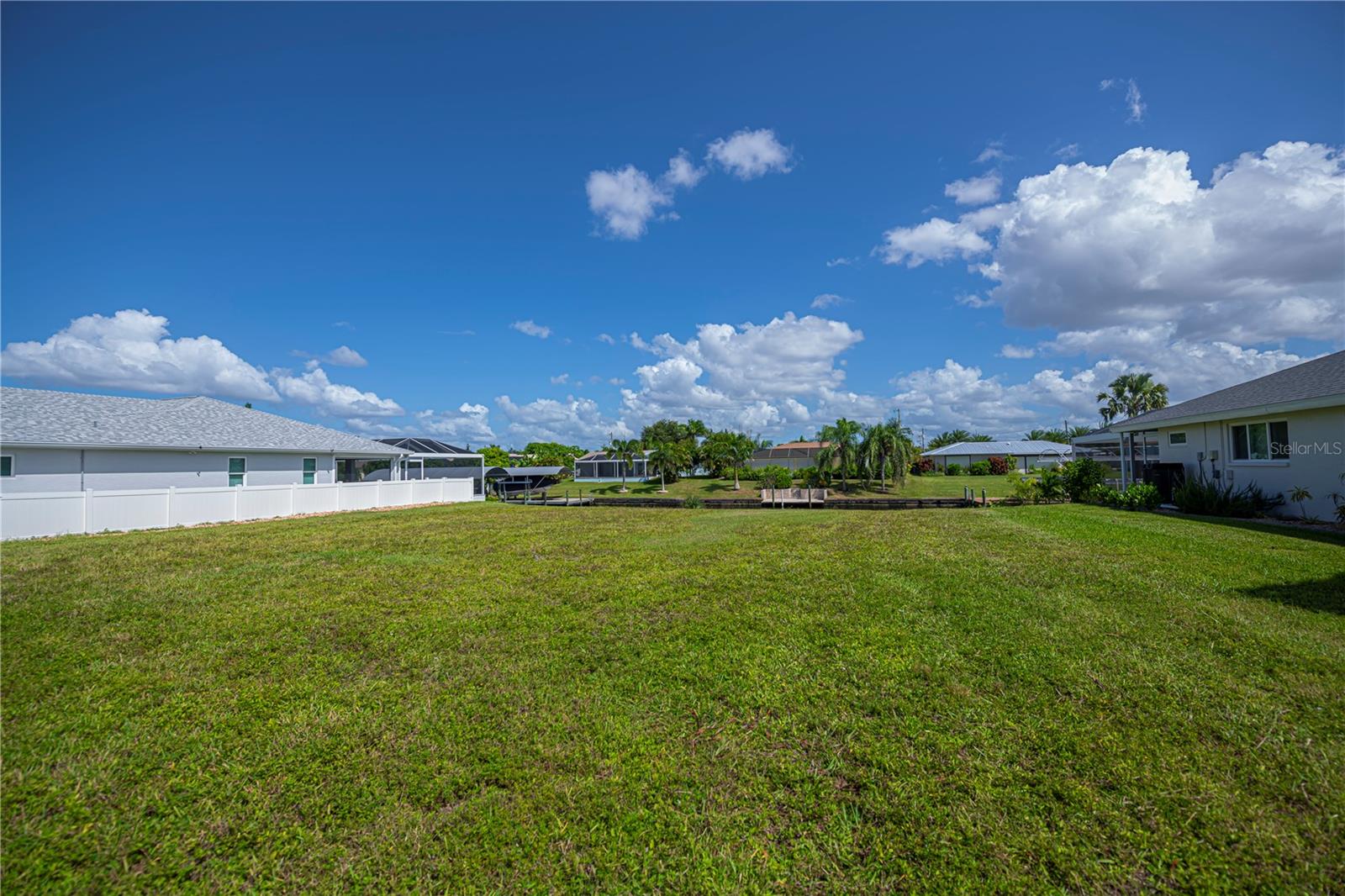 3725 SE 13TH AVE, CAPE CORAL, FL, 33904