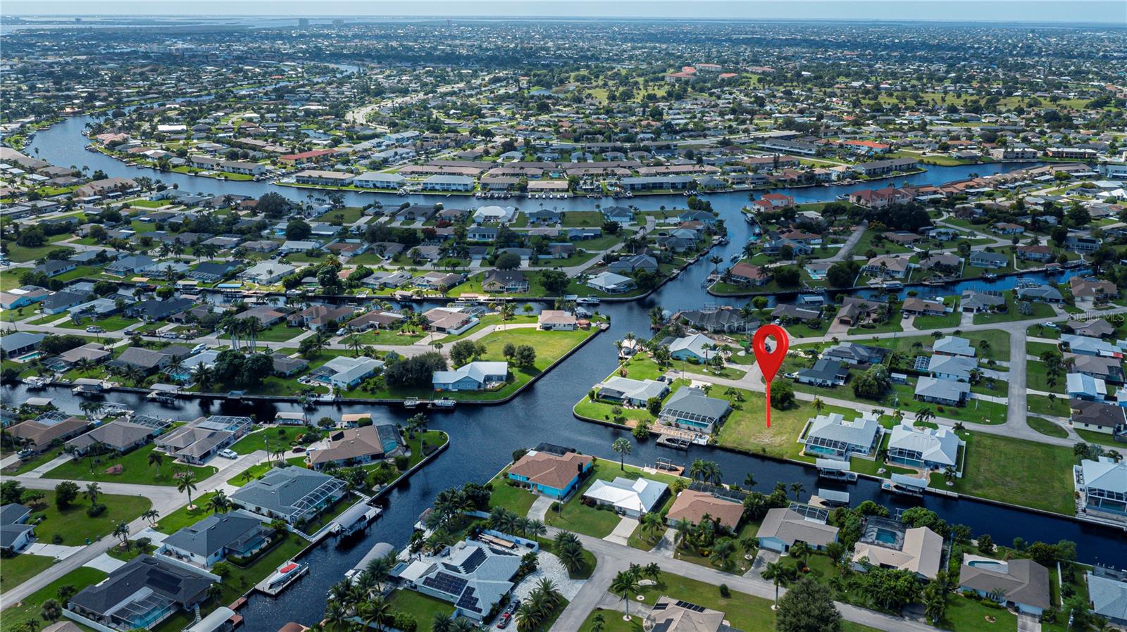 3725 SE 13TH AVE, CAPE CORAL, FL, 33904