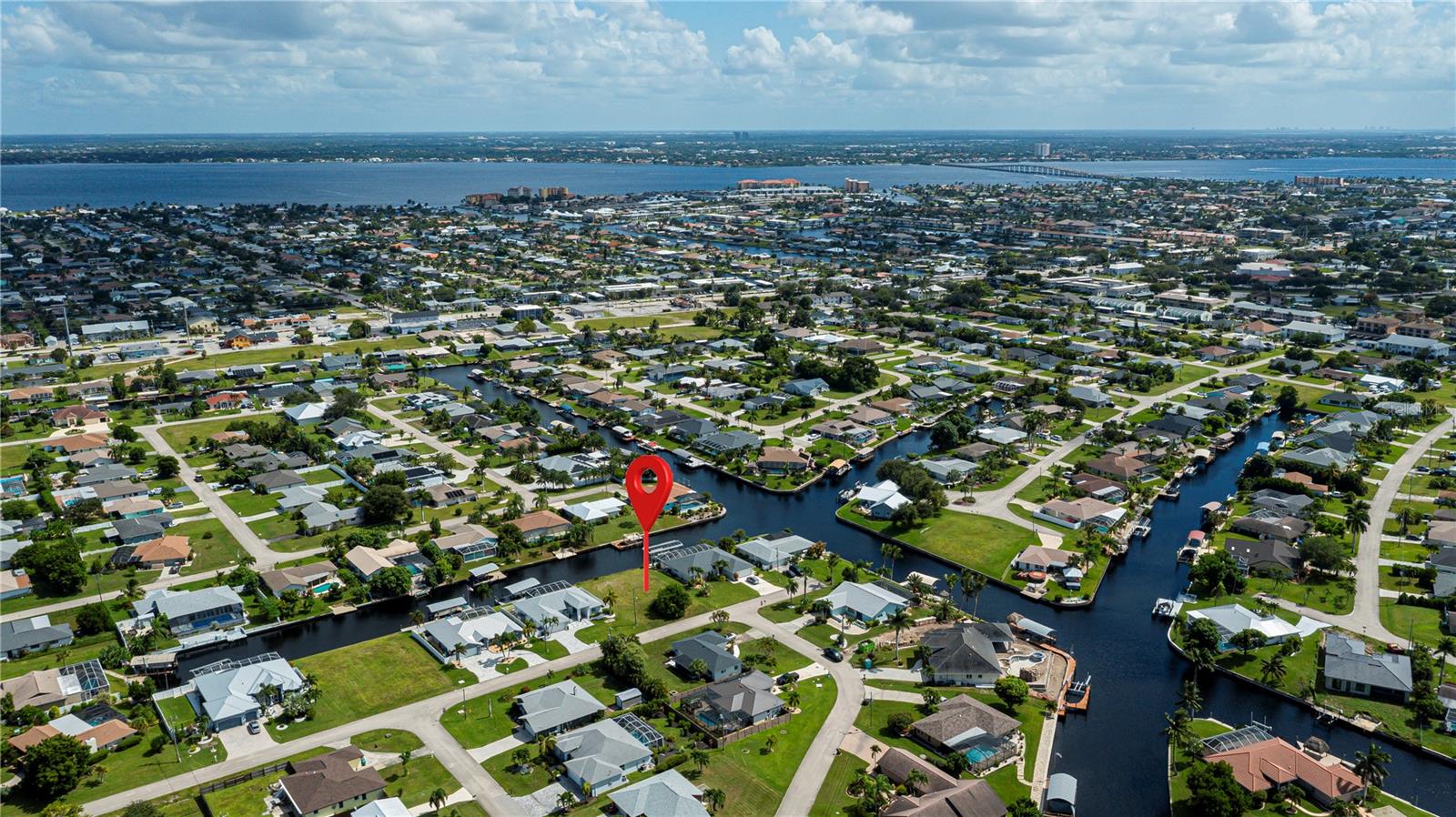 3725 SE 13TH AVE, CAPE CORAL, FL, 33904