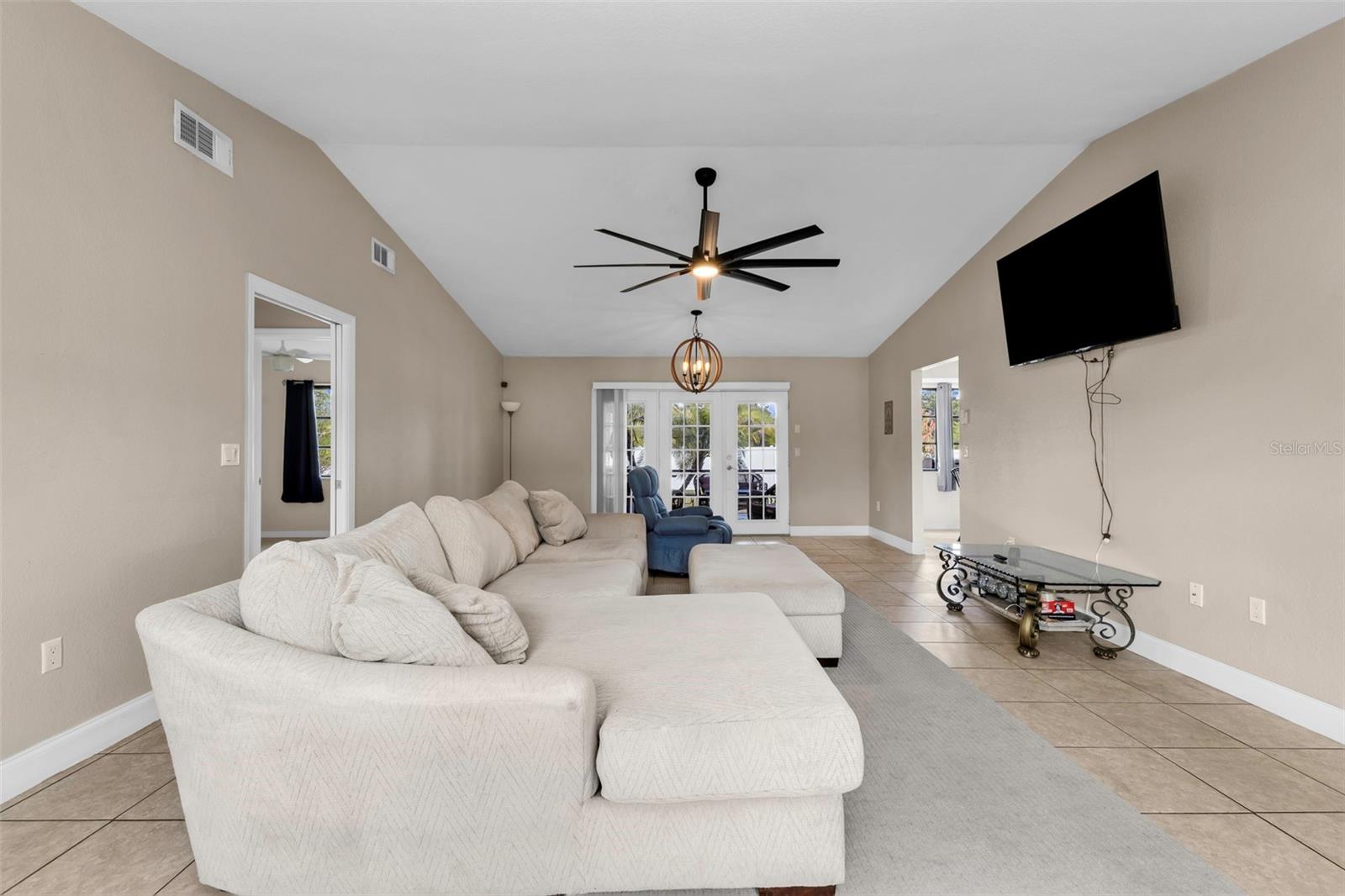 19519 MIDWAY BLVD, PORT CHARLOTTE, FL, 33948