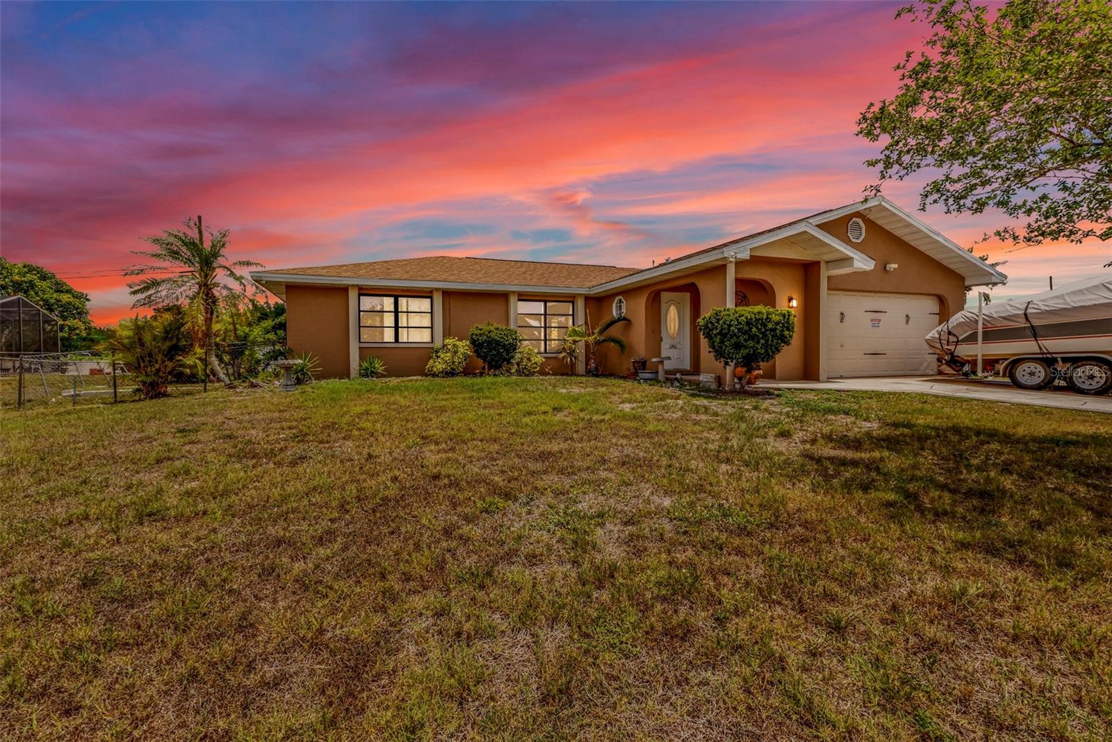 19519 MIDWAY BLVD, PORT CHARLOTTE, FL, 33948