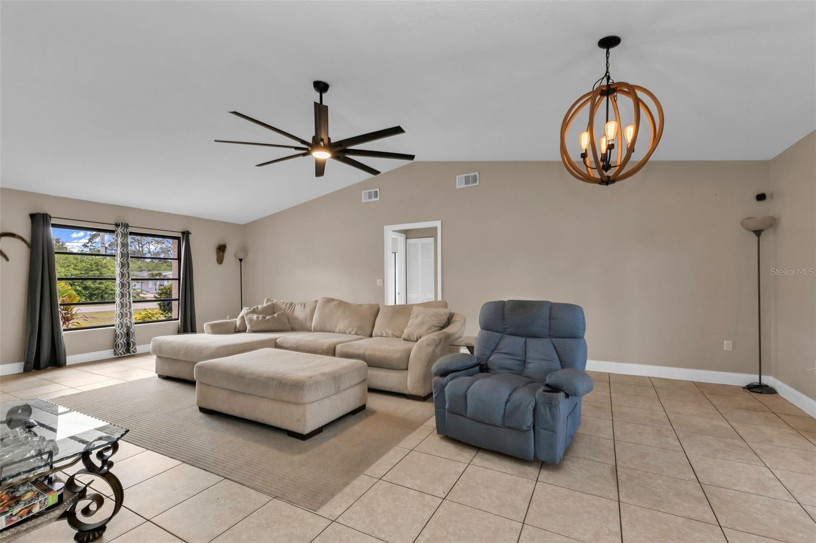 19519 MIDWAY BLVD, PORT CHARLOTTE, FL, 33948