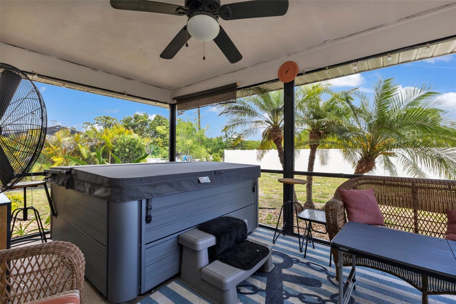 19519 MIDWAY BLVD, PORT CHARLOTTE, FL, 33948