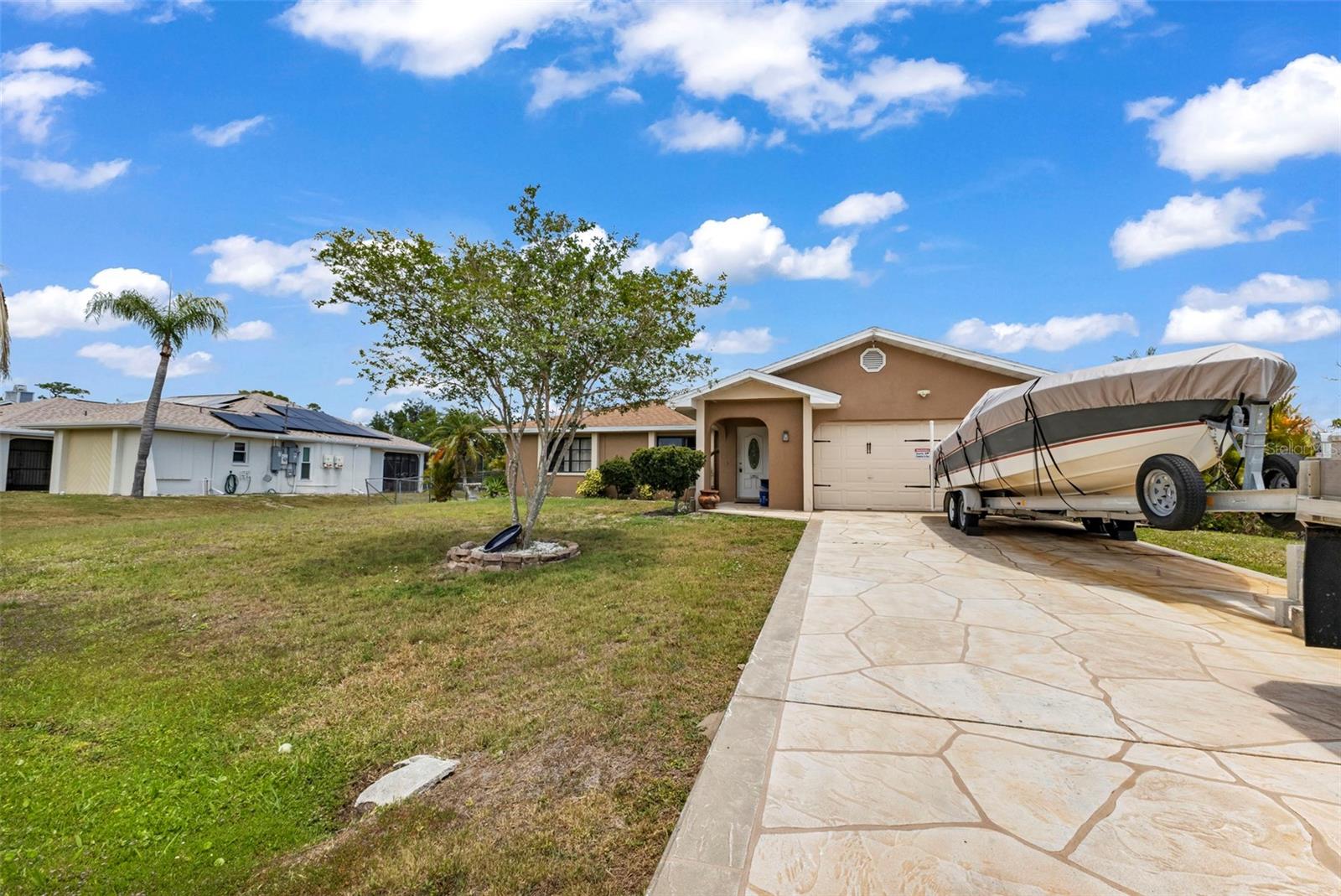 19519 MIDWAY BLVD, PORT CHARLOTTE, FL, 33948