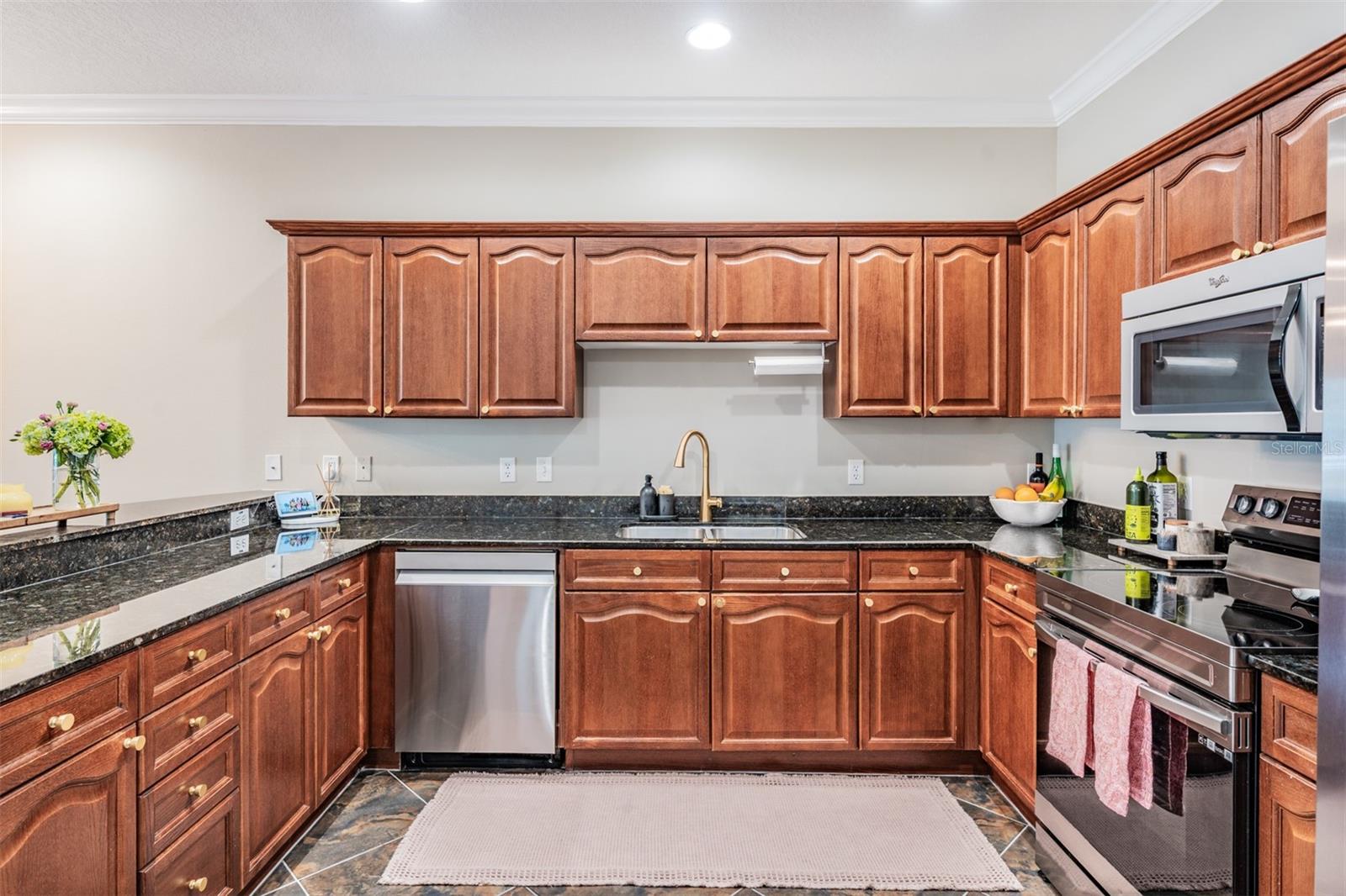415 BARCELONA DR, ST PETERSBURG, FL, 33716