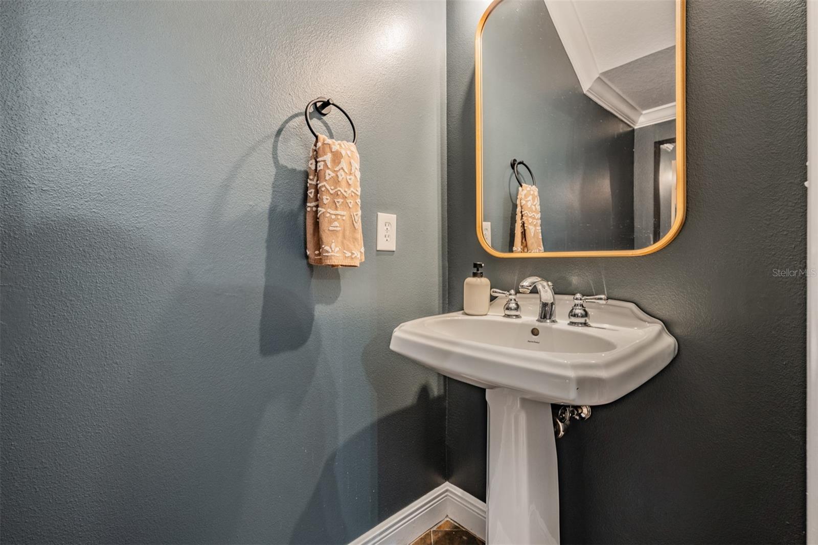 415 BARCELONA DR, ST PETERSBURG, FL, 33716