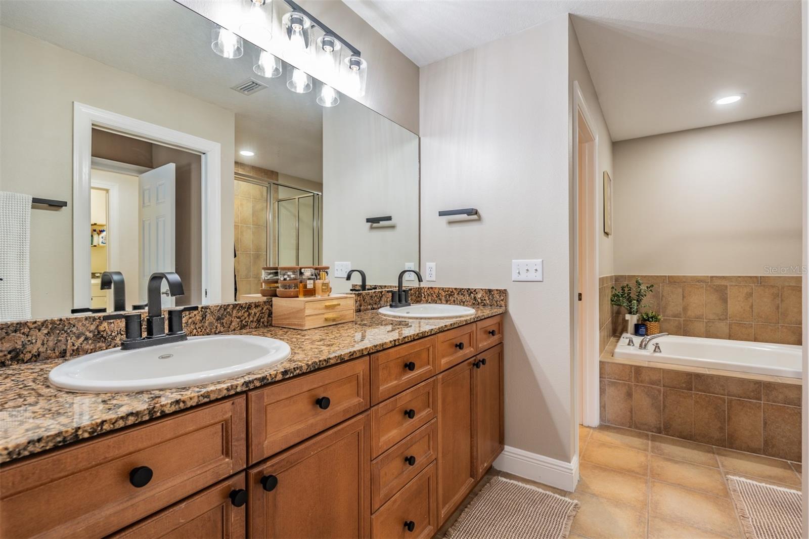 415 BARCELONA DR, ST PETERSBURG, FL, 33716