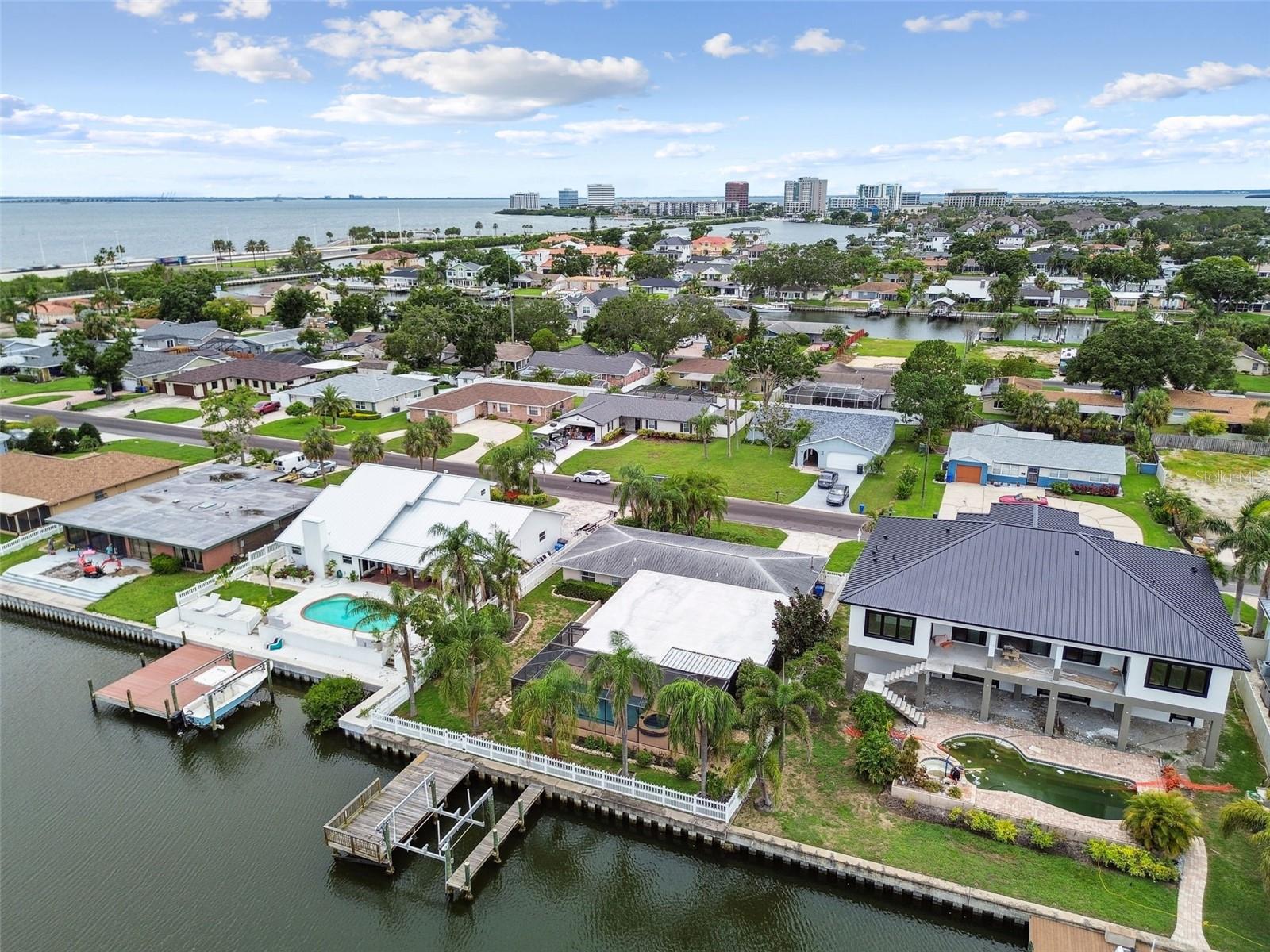 3921 E EDEN ROC CIR, TAMPA, FL, 33634