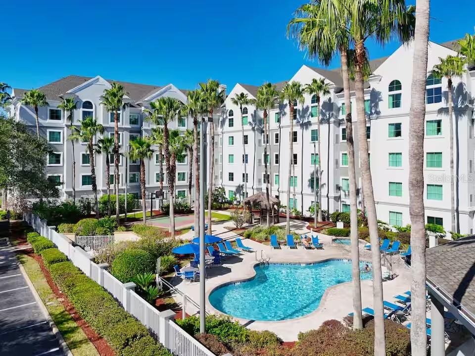 8303 PALM PKWY #208, ORLANDO, FL, 32836