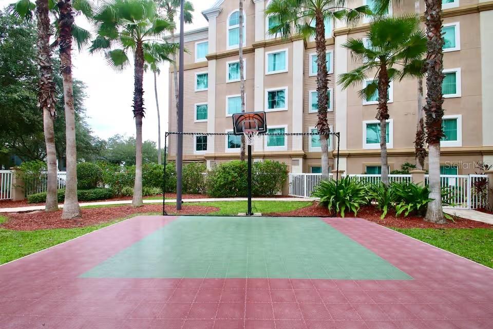 8303 PALM PKWY #208, ORLANDO, FL, 32836