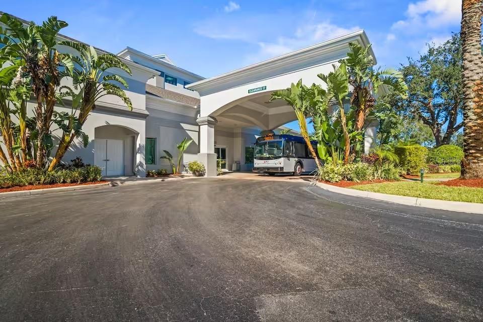 8303 PALM PKWY #208, ORLANDO, FL, 32836