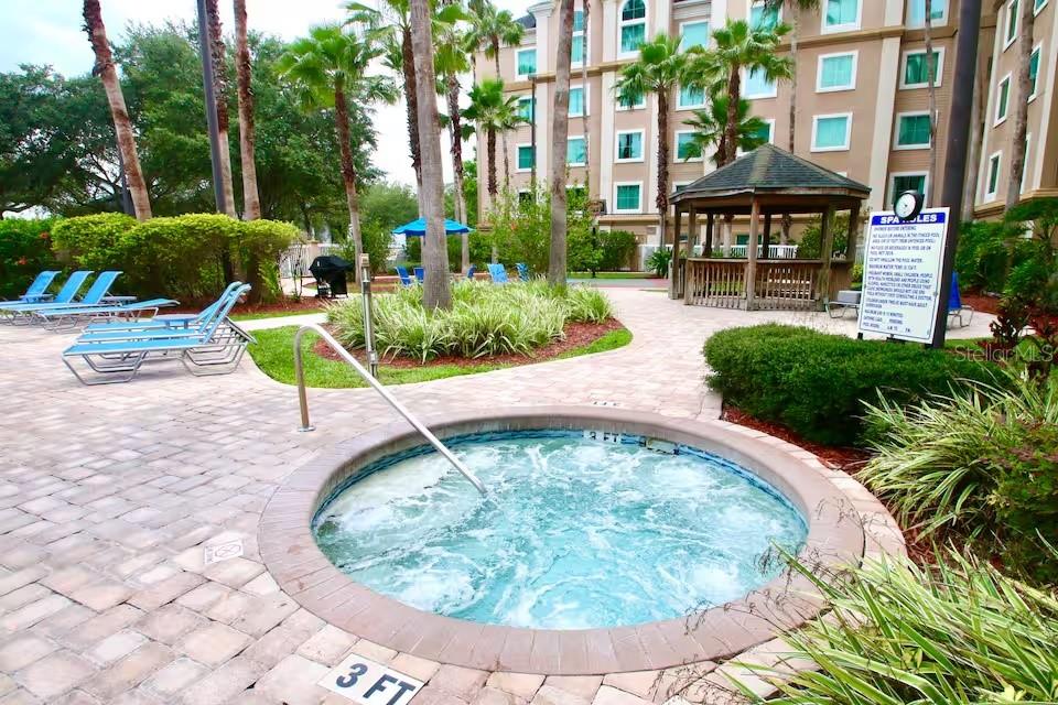 8303 PALM PKWY #208, ORLANDO, FL, 32836