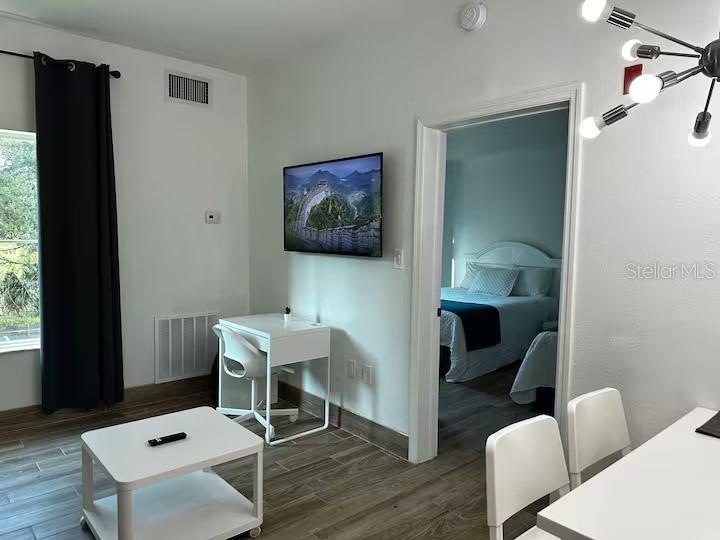 8303 PALM PKWY #208, ORLANDO, FL, 32836