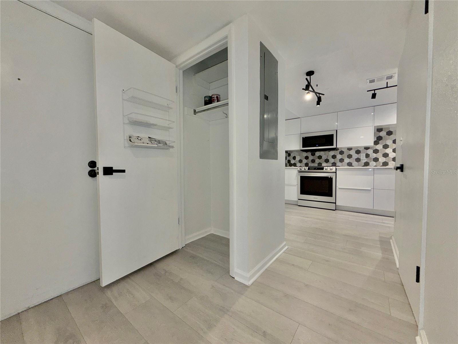 3707 PINE CONE CIR, CLEARWATER, FL, 33760