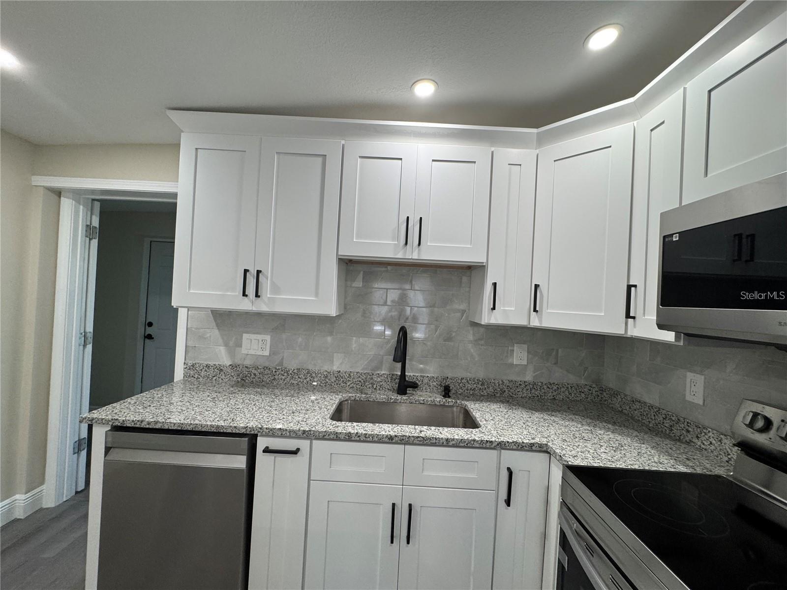 7039 LENOX DR, NEW PORT RICHEY, FL, 34653