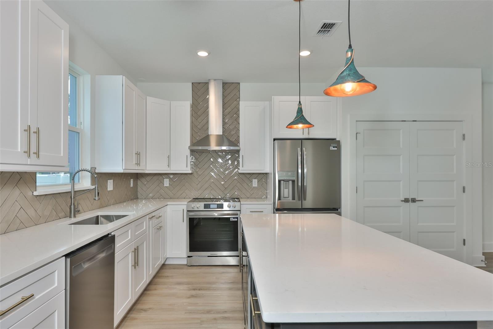 4171 56TH AVE N, ST PETERSBURG, FL, 33714