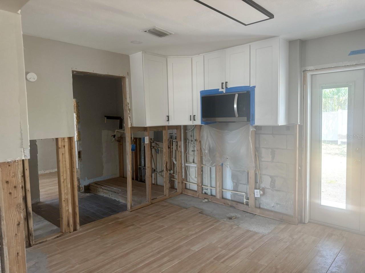 1779 SHORE ACRES BLVD NE, ST PETERSBURG, FL, 33703