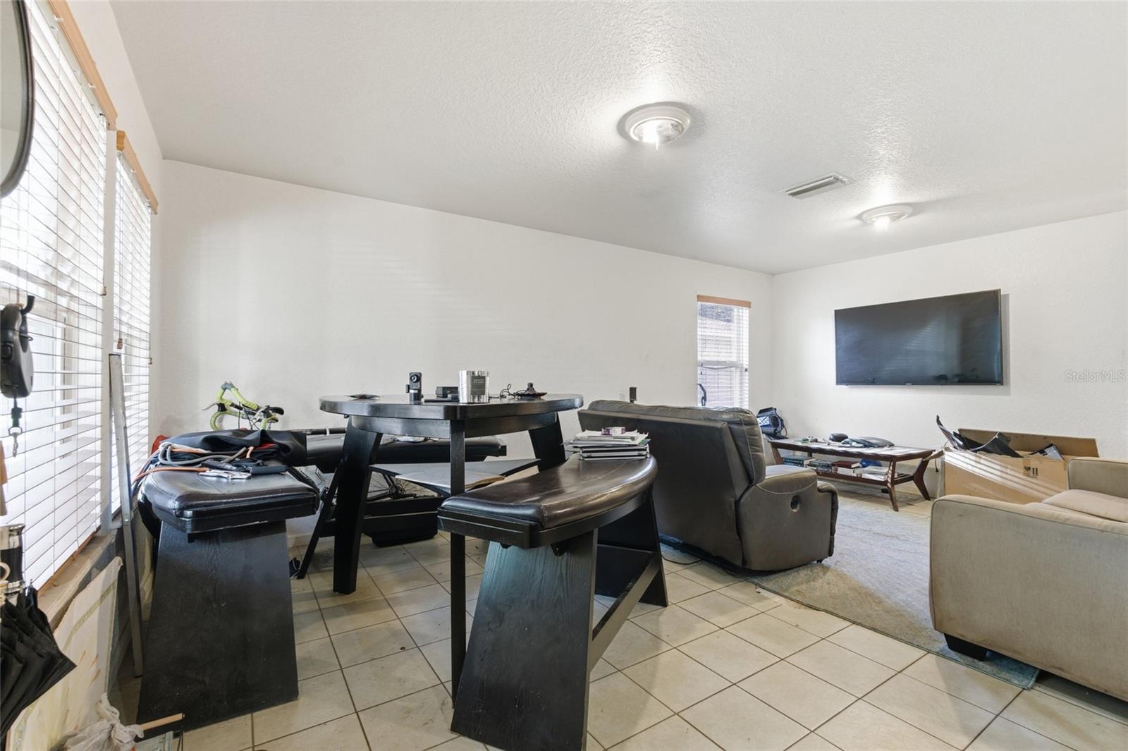 8439 RADIO LN, TAMPA, FL, 33619