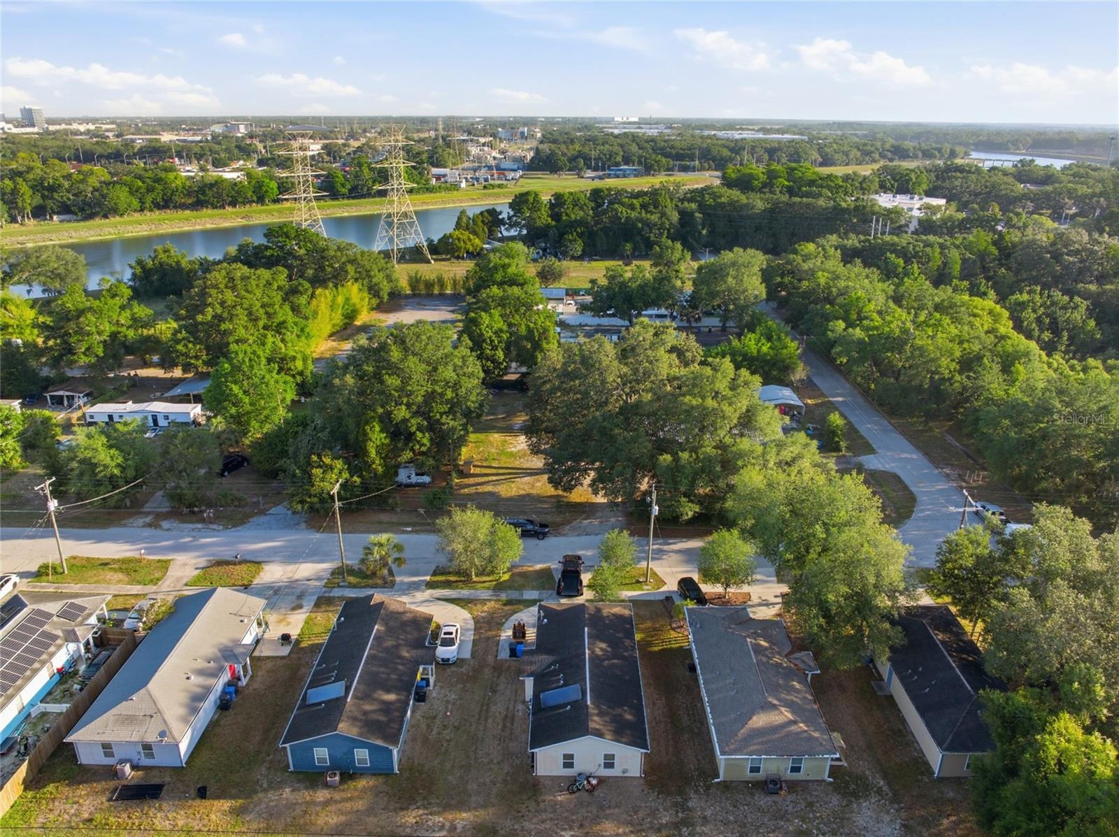 8439 RADIO LN, TAMPA, FL, 33619