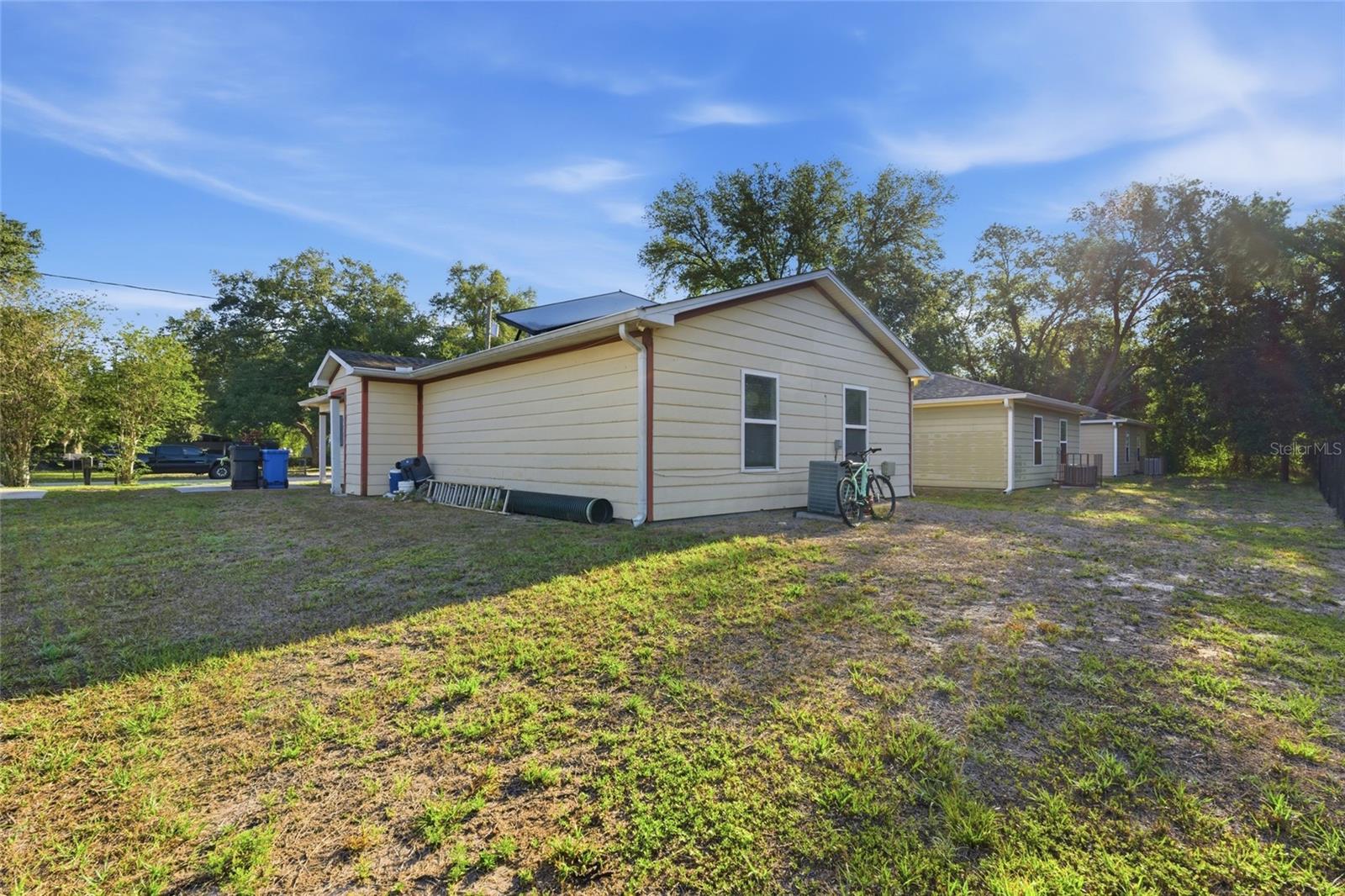 8439 RADIO LN, TAMPA, FL, 33619